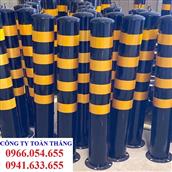 Cọc tiêu thép